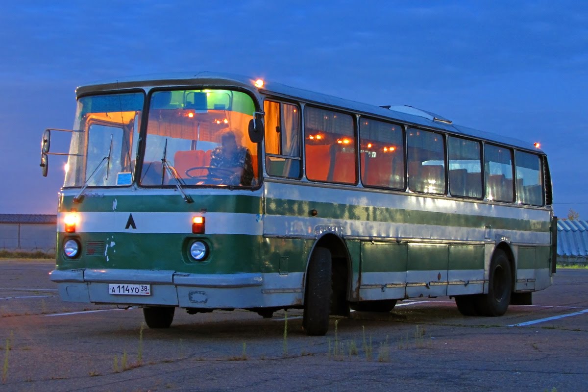 Редкий туристический автобус ЛАЗ-699Р1